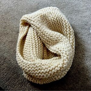 Knitted Infinity Scarf Like New